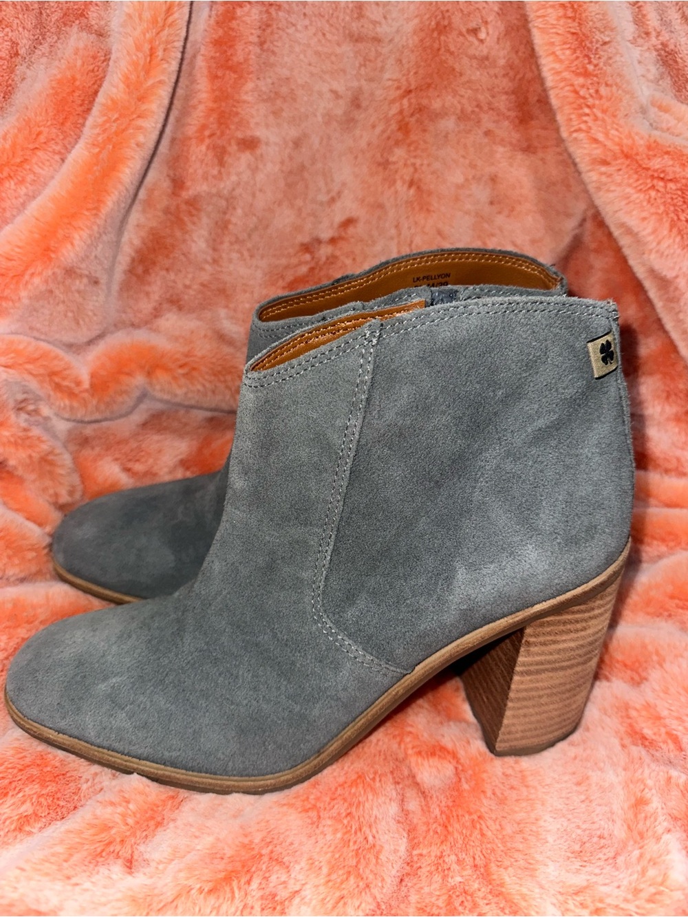 NWOB Lucky Brand Pellyon Heeled Bootie- In Open Grey $139 MSRP - Picture 13 of 16
